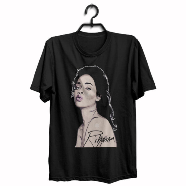 Тениска Rihanna 1
